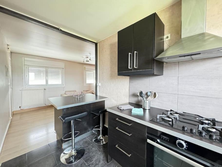 Appartement F2 Proche Axes Principaux - Claude Guichard Κλερμόν Φεράν Εξωτερικό φωτογραφία